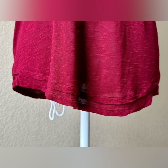 Banana Republic Fuchsia Scoop Neck Tank Top | Size XS - Picture 2 of 5